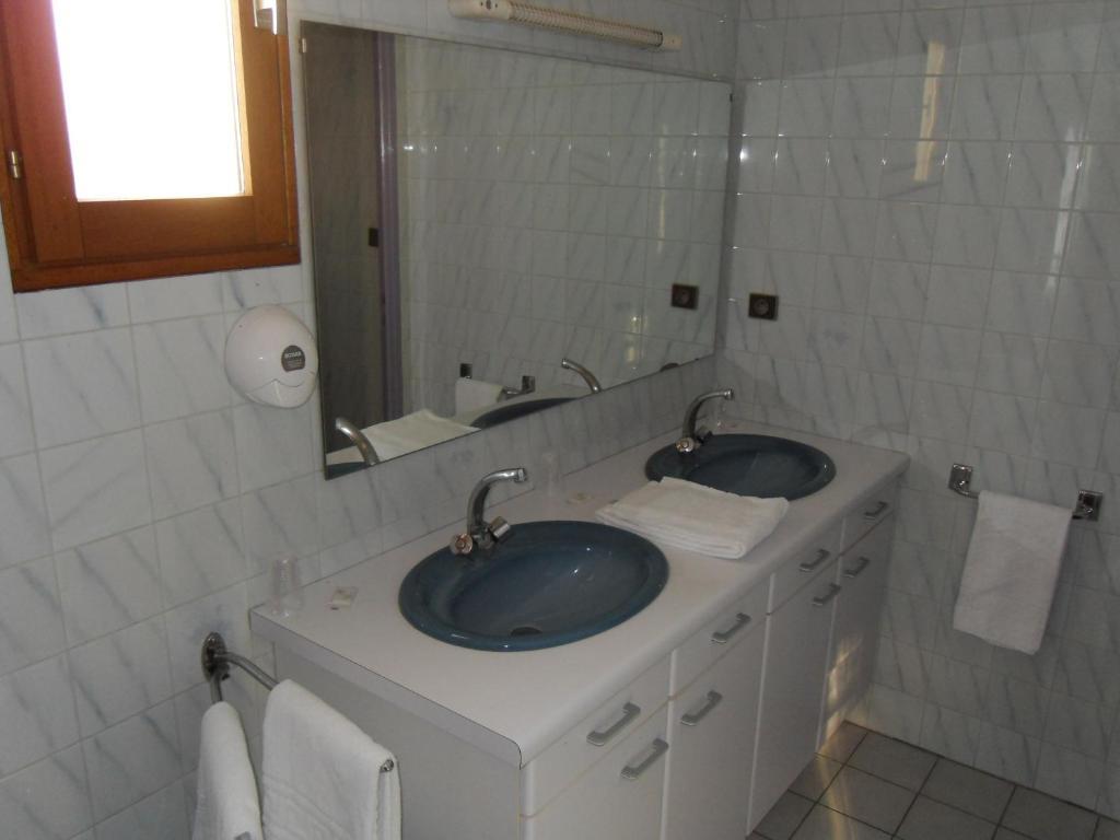Le Clos Du Loup Rouffire Exterior foto