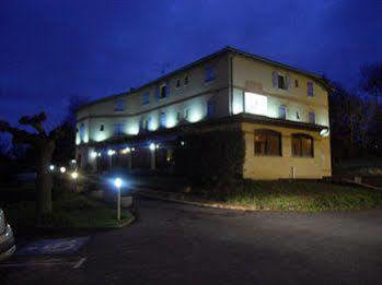 Le Clos Du Loup Rouffire Exterior foto